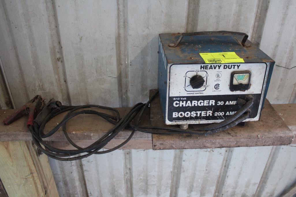 FORD BATTERY CHARGER/BOOSTER