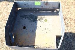 HOMEMADE 32" X 32" MANUAL DUMP GARDEN TRAILER