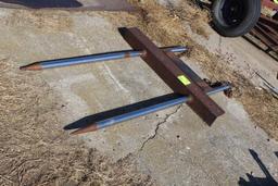 LOADER MOUNT BALE SPEAR