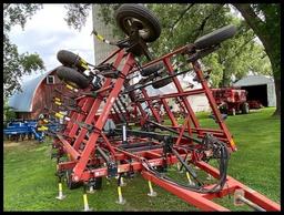 CaseIH TigerMate II Field Cultivator, 25.5', (51) Shanks, 4 Bar Harrow, (2) Front Gauge Wheels, All