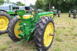 1957 JD 520, NF, 12.4-36 Rears, 1 new, PowrTrol, PTO, Rockshaft, recent restoration, SN5207871