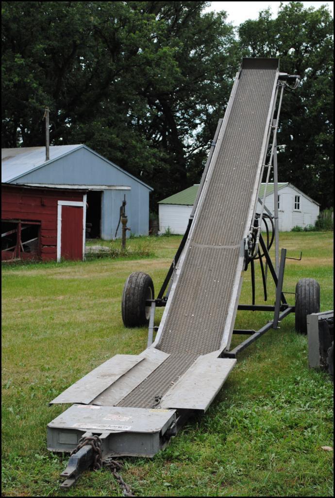 Adams Belt Conveyor, 24" Belt, Hopper, Approx 35', 10' Hopper, Stainless Steel, Hyd Drive