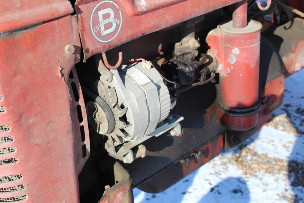 FARMALL B, NF, CULTIVISON, FENDERS, REAR WEIGHTS, 11.2R24 REAR, PTO, 12 VOLT, HOOD DAMAGE,