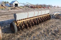 MINNEAPOLIS MOLINE 12' END WHEEL LOW RUBBER GRAIN DRILL, 6" SPACING, CLUTCH LIFT