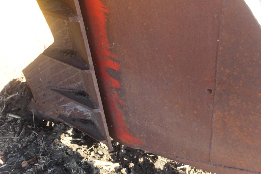 TILE PLOW, PULL TYPE, DUAL WHEELS, 4" TO 6" BOOT, REEL HOLDS APPROX 3000' ROLL OF 4" TILE,