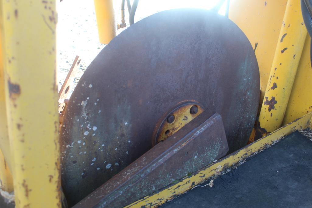 TILE PLOW, PULL TYPE, DUAL WHEELS, 4" TO 6" BOOT, REEL HOLDS APPROX 3000' ROLL OF 4" TILE,