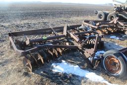 (2) KEWANEE APPROX 10' TANDEM DISKS, SQUADRON HITCH, FOR PARTS OR REPAIR