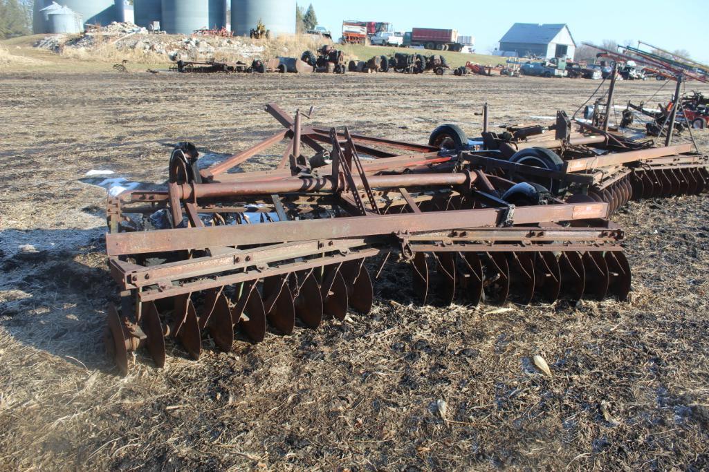 (2) KEWANEE APPROX 10' TANDEM DISKS, SQUADRON HITCH, FOR PARTS OR REPAIR
