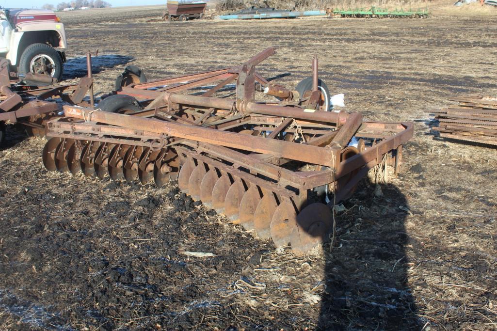 (2) KEWANEE APPROX 10' TANDEM DISKS, SQUADRON HITCH, FOR PARTS OR REPAIR