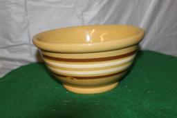 APPROX. 8" BANDED MIXING BOWL