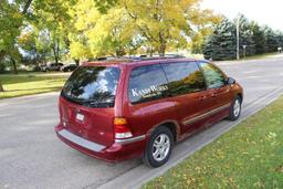 *** 2002 FORD WINDSTAR, 149,144 MILES SHOWING, 3RD ROW SEAT, NEW BATTERY, AUTOMATIC (SOME RUST)