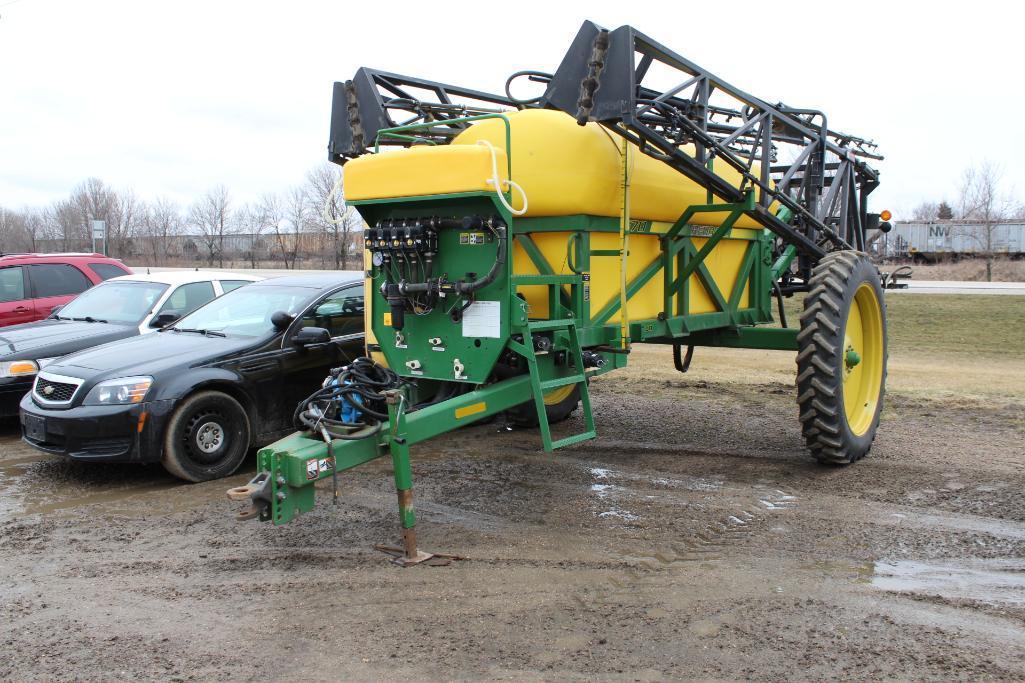 2003 670 Redball 1200 Gallon Sprayer