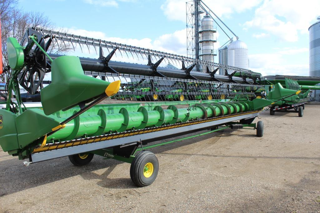 2011 John Deere 635F Hydra Flex Head, Fore/Aft, Brand New Sickle & New Spare Sickle,