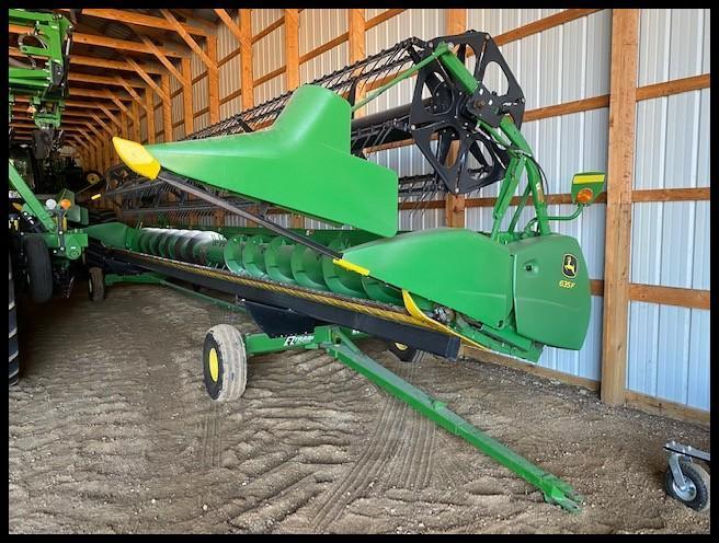 2011 John Deere 635F Hydra Flex Head, Fore/Aft, Brand New Sickle & New Spare Sickle,