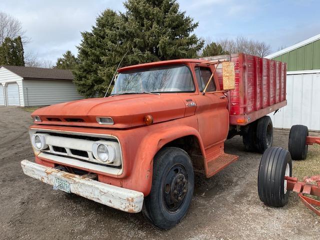 ***1962 Chevrolet C60 Single Axle Grain Truck, 12' Swift Wood Box, Hoist, In-line 6 Cyl, not running