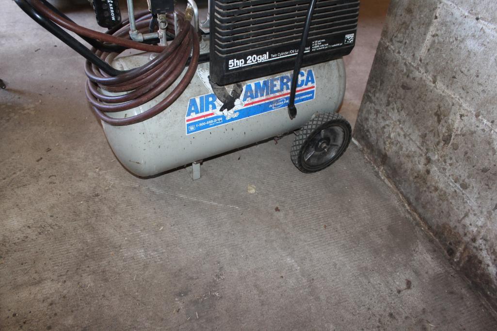 AIR AMERICAN 5HP 20 GALLON PORTABLE AIR COMPRESSOR