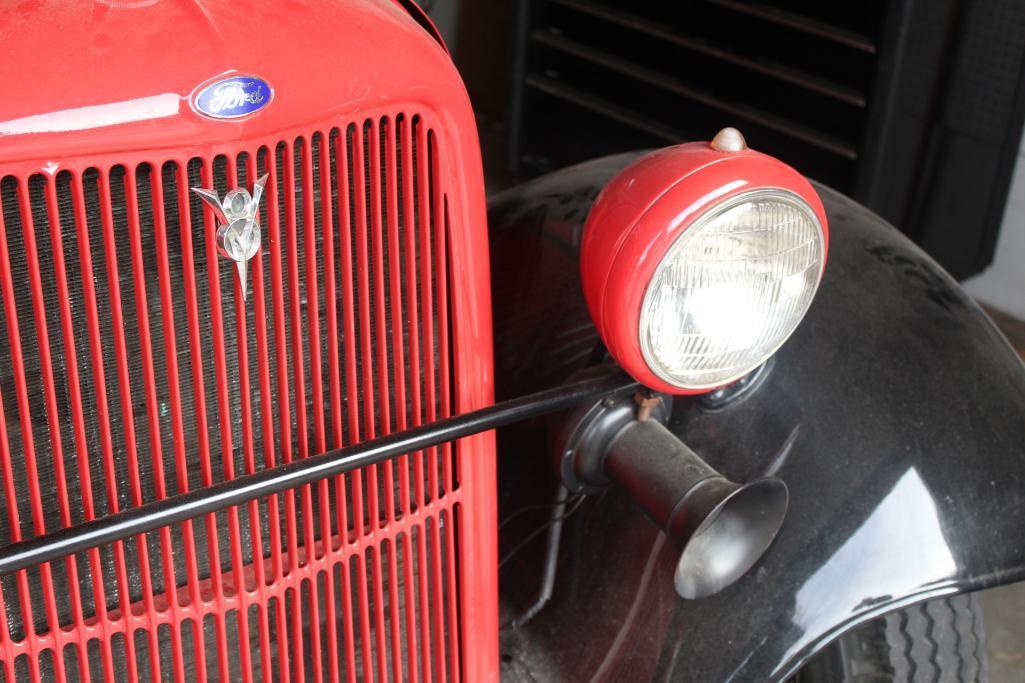 *** 1933 FORD PICKUP, ENGINE OVERHAULED BY TOP AUTO RESTORATION COMPANY, OFF FRAME RESTORED