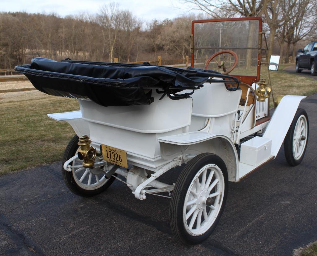 *** 1908 BUICK MODEL 10 SURREY (STARTER ADDED) ONE OF 5 KNOWN TO EXIST ACCORDING TO SELLER, VIN#