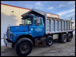 *** 1986 Mack R Series Dump Truck, Mack Engine, Maxitorque 7 Speed, 15' Steel Box, Cab Guard, Liner