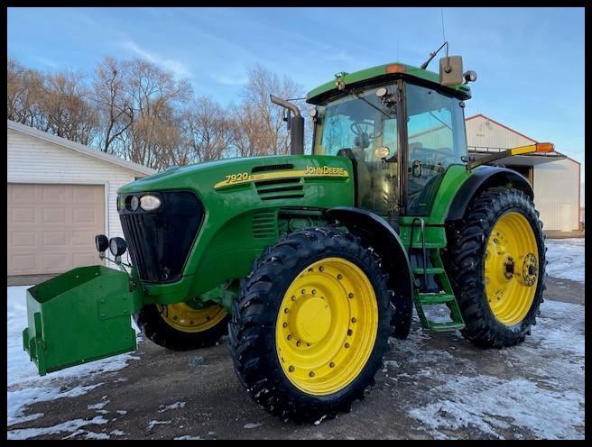 2005 JD 7920 MFWD Tractor, IVT, AutoTrac, CommandArm, 118" Rear Axle