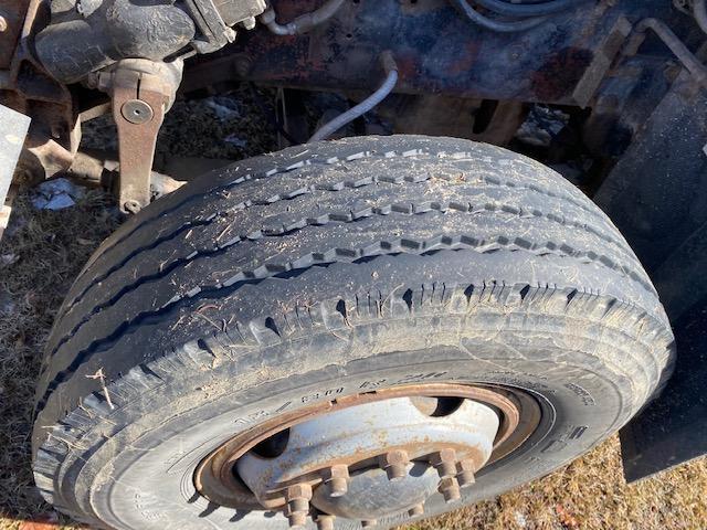 *** 1978 MACK RS600L GRAIN TRUCK, TANDEM AXLE, MACK 350 ENGINE, 5&4 2 STICK TRANS,