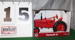 1/16 FARMALL H, 1988 CASE CORPORATION, BOX HAS LIGHT WEAR