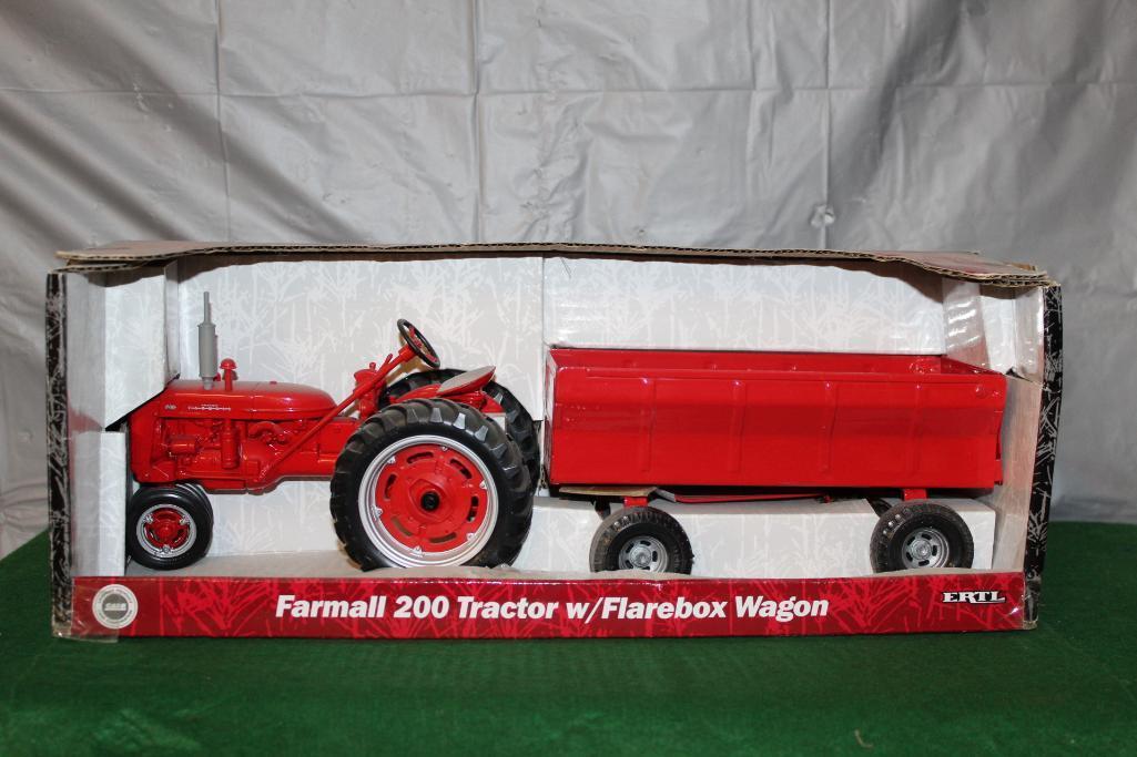 1/16 FARMALL 200 WITH FLARE BOX WAGON, BOX HAS LIGHT WEAR