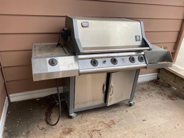 Members Mark 3 Burner SS Gas Grill, Side Burner, No Tank