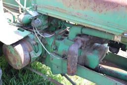 JOHN DEERE BR, WF, FENDERS, ENGINE IS LOOSE, SN 330517