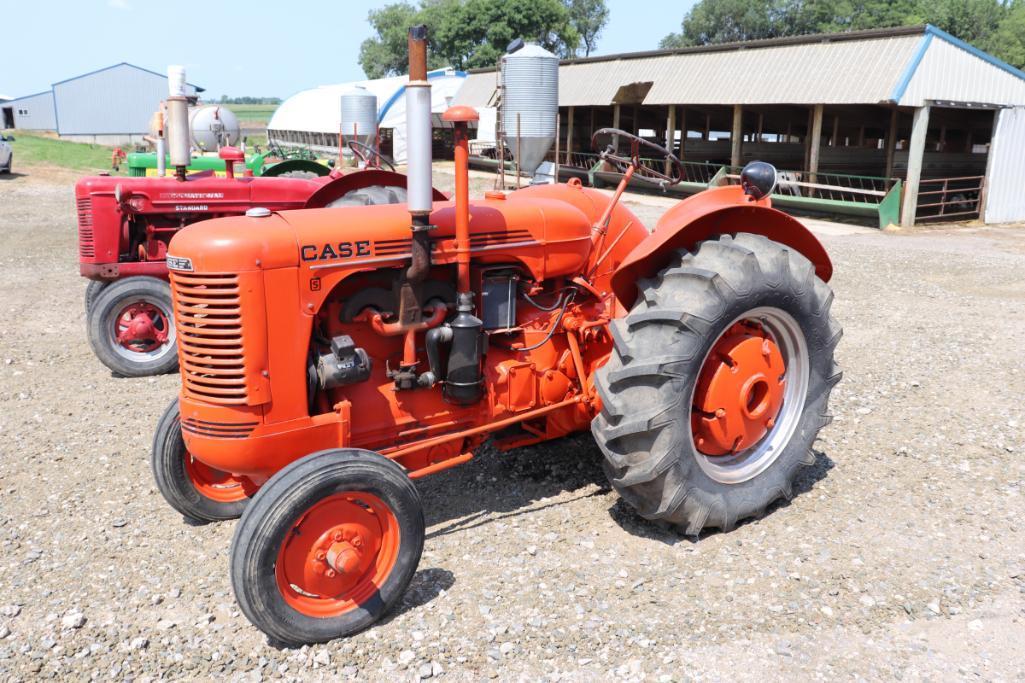 CASE MODEL "S" WF, FENDERS, GOOD 13.6-26 TIRES, REAR WHEEL WEIGHTS, PTO, RUNS AND DRIVES,