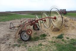 VICON 6 WHEEL HAY RAKE ON TRANSPORT, NEW WHEELS WITH SILENCERS, (2) EXTRA WHEELS