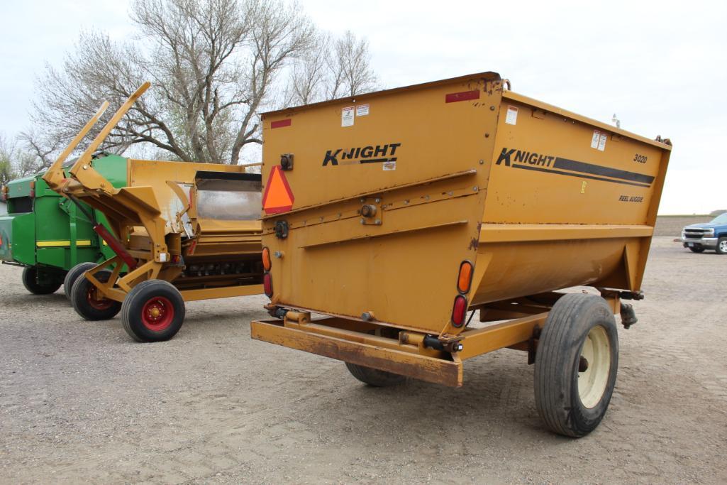 KNIGHT 3020 REEL AUGER FEEDER WAGON, LEFT HAND DISCHARGE, DIGI-STAR EZ150 MONITOR, 540PTO,