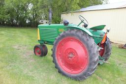 OLIVER ROW CROP 66, GAS, NF, FENDERS, LIGHTS, SIDE SHIELDS, 2 HYD, 12 VOLT, 11-38'S,