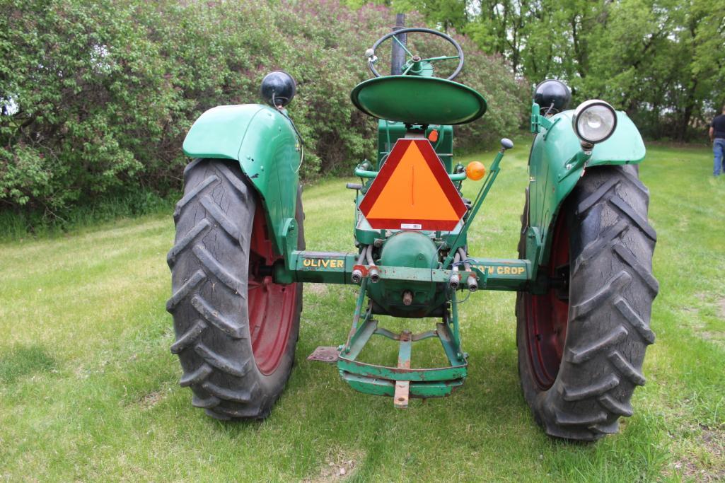 OLIVER ROW CROP 66, GAS, NF, FENDERS, LIGHTS, SIDE SHIELDS, 2 HYD, 12 VOLT, 11-38'S,