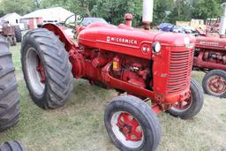 McCormick W9, 18.4-34 Good Cast Rims, PTO, STD Front, Lights, Fenders, Power Steering