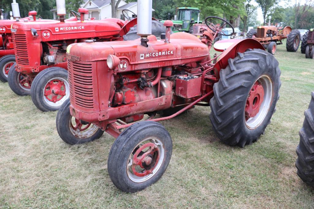 McCormick W4 Standard, 14.9-26, Rear Wheel Weights, Pto, Fenders, Lights, Sn WBH33118