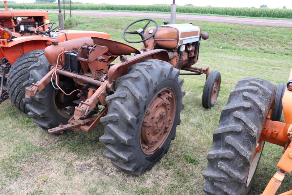 Allis Chalmers D10, Gas, WF, 12.4-24 Pwr Slides, Pto, Snap Coupler, Fender Lights