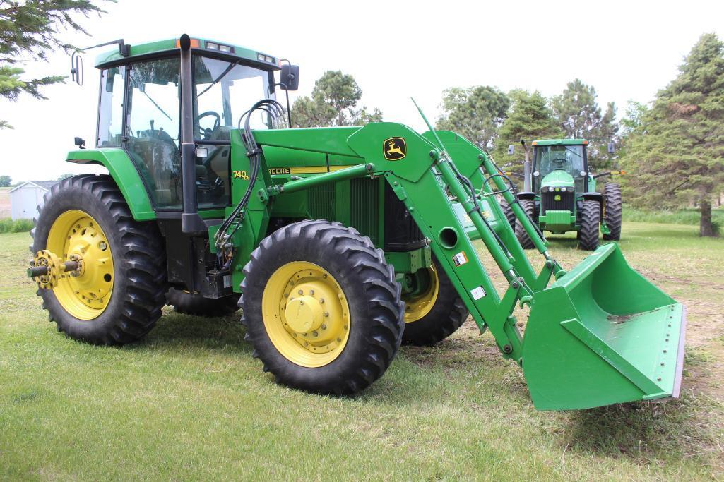 1997 JOHN DEERE 7810 MFWD TRACTOR, POWER QUAD, 3SCV, 3PT, QUICK HITCH, 540/1000 PTO,