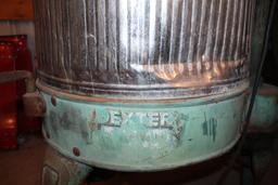 DEXTER ANTIQUE RINGER WASHING MACHINE