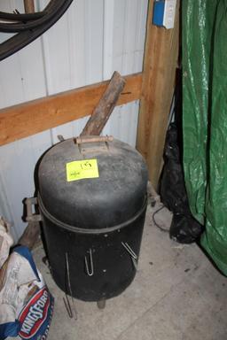 CHARCOAL SMOKER