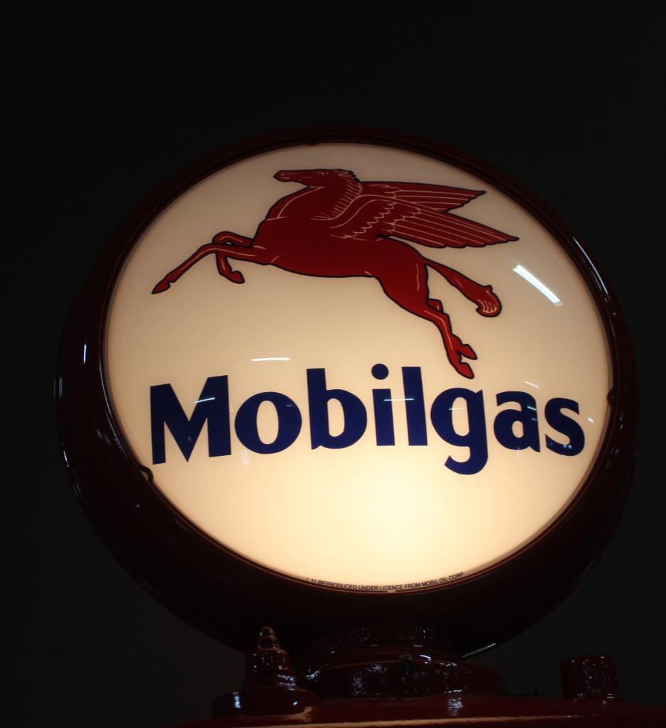 1934 Mobil Gas Clock Face Gas Pump, Made By Bennett, Restored, Lighted Globe,