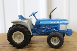 1/16 FORD 1710 TRACTOR COLLECTOR'S EDITION, NEW IN BOX