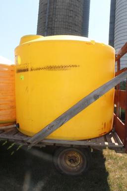 1600 Gallon Vertical Poly Tank, Yellow, 2" Plumbing