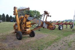 MM MODEL D CORN SHELLER