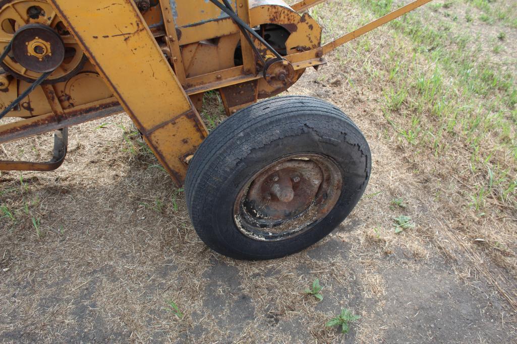 MM MODEL D CORN SHELLER