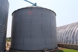 Circle 27' Diameter Grain Bin, 7 Ring, 18'7" Eave, Ladder, Approx 10,000 Bu