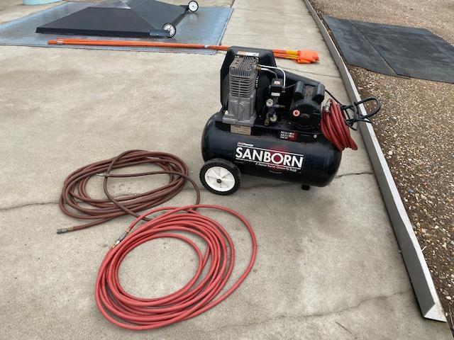 SANDBORN 20 GALLON PORTABLE AIR COMPRESSOR, 110 VOLT, (3) AIR HOSES, COVER