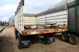 ***Ford 750 Cabover Truck, 5 Speed, Single Axle, 15' Steel Box and Hoist, for Parts or Repair,