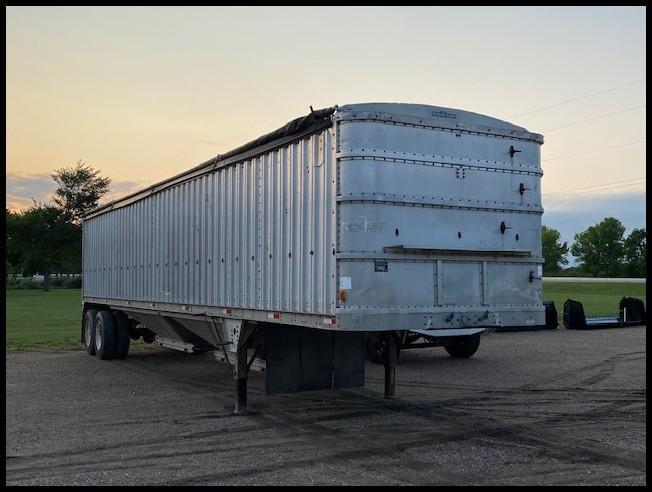 ****1984 Wilson CH-100 Commodity Hopper Trailer, Tandem Axle 43'x102"x84",