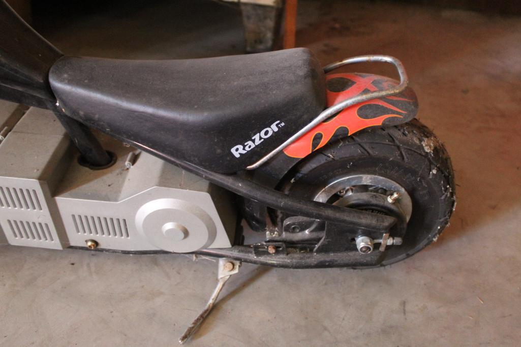 Razor Electric Chopper Motorcycle, Untested